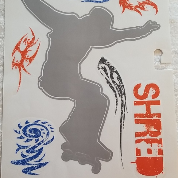 NEW RoomMates Skateboard Self-Adhesive Wall Decals - Picture 6 of 15